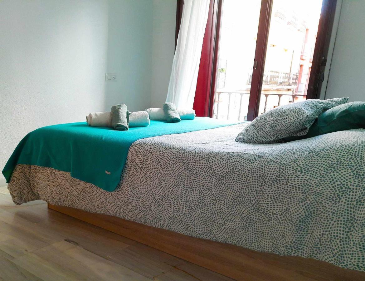 Lovely Center - Sunny Balcony Alfalfa Apartment *